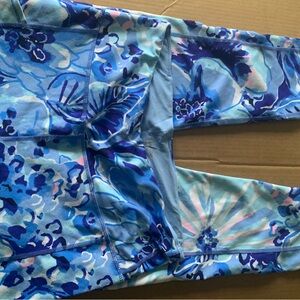 Lilly Pulitzer Vibrant Blue Floral Leggings L women’s luxletic gym workout
